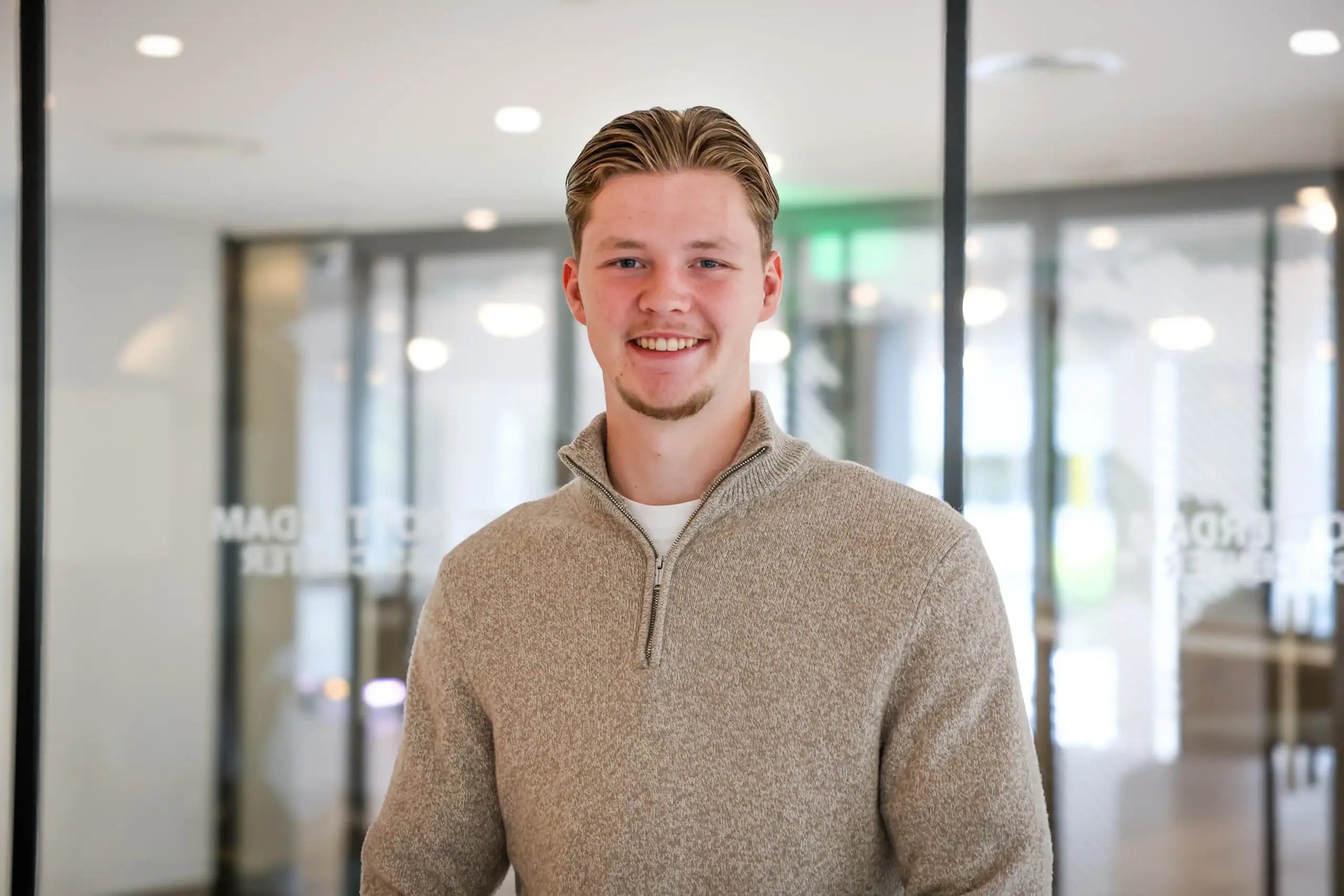 Kay Kreuk, junior digital marketeer bij Growth Partners Rotterdam – About Us digital agency team